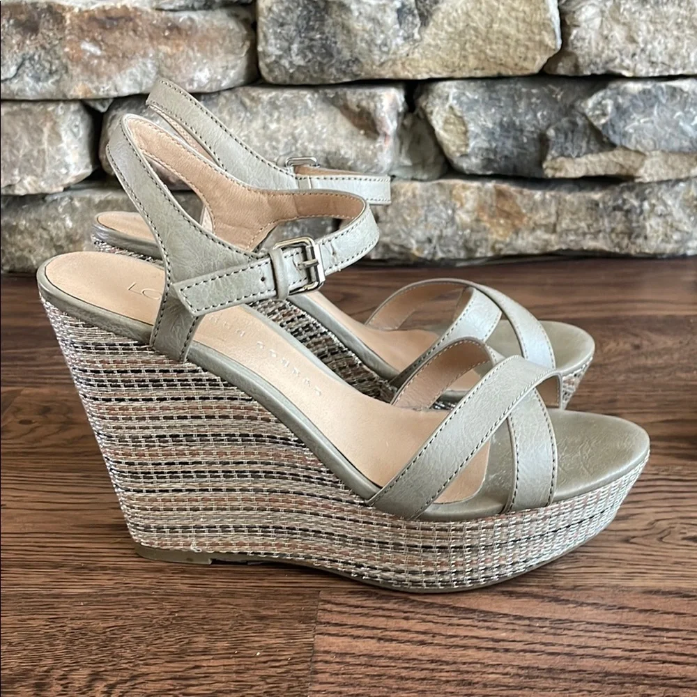 Lauren Conrad Waverly Metallic Wedge Sandals - Picture 4 of 9